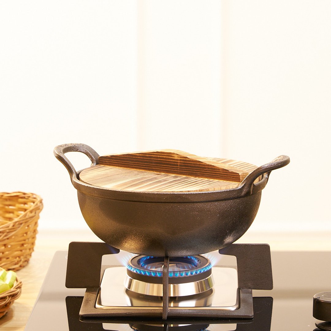 Cast Iron Non-Stick Cooking Pot with Grab Handles And Wooden Lid