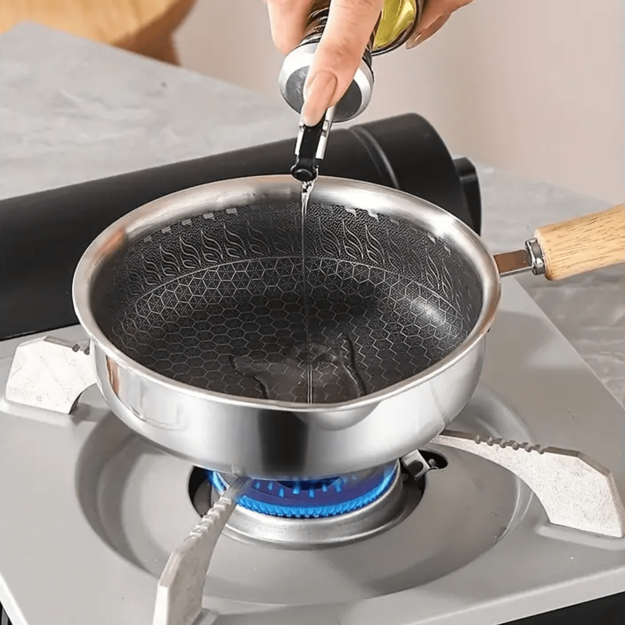 Stainless Steel Nonstick Mini Frying Pan with Wooden Handle (13cm)