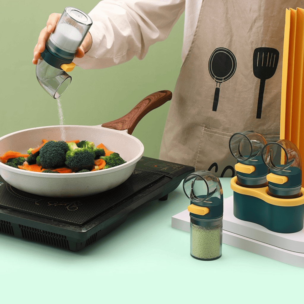 Transparent Plastic Seasoning Jar with Press Button Salt Dispenser