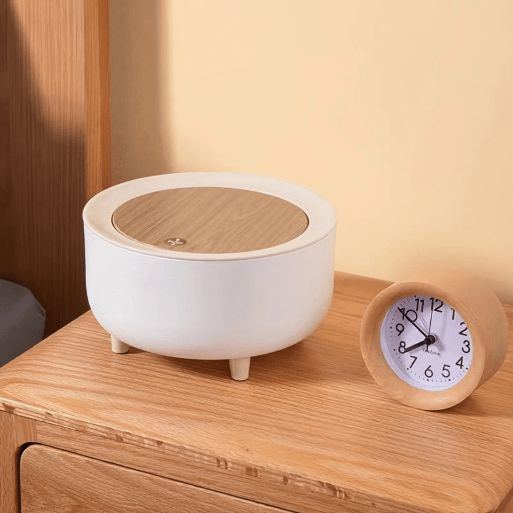 Versatile Desktop Small Trash Can