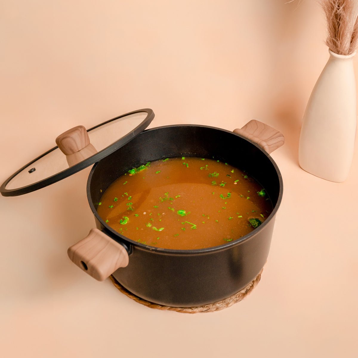 Titanium Non-Stick Soup Pot with Lid (24cm)