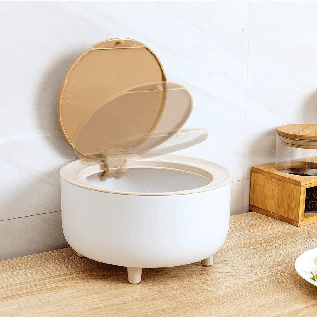 Versatile Desktop Small Trash Can