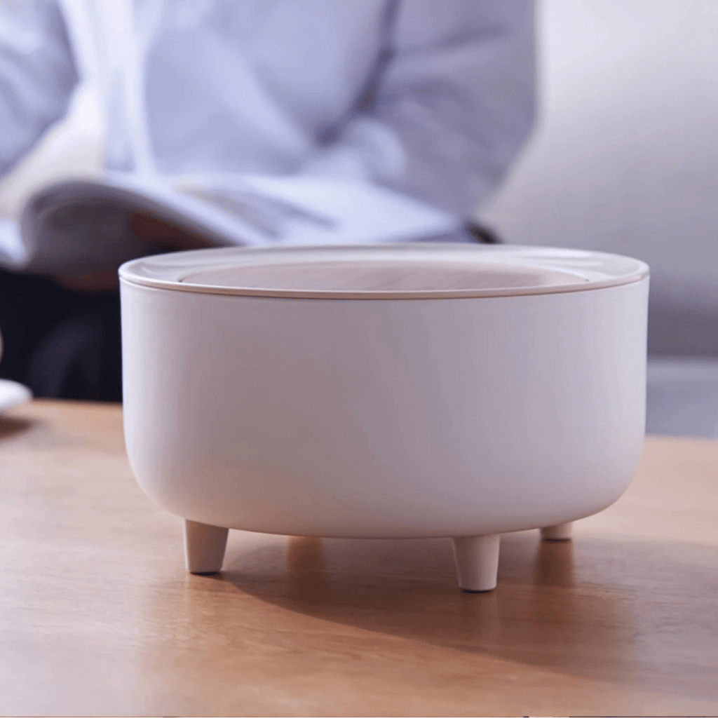 Versatile Desktop Small Trash Can