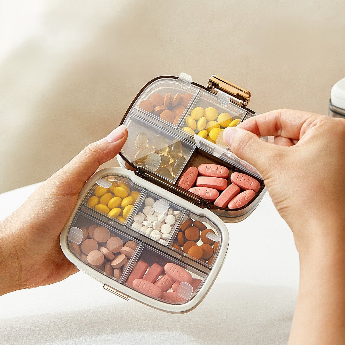 Three-Layer White Portable Weekly Pill Organizer Box with Moisture Seal