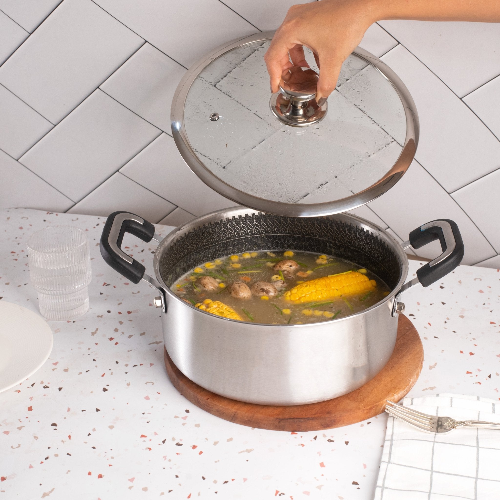 Stainless Steel Honeycomb Deep Cooking Pot With Lid (24cm)